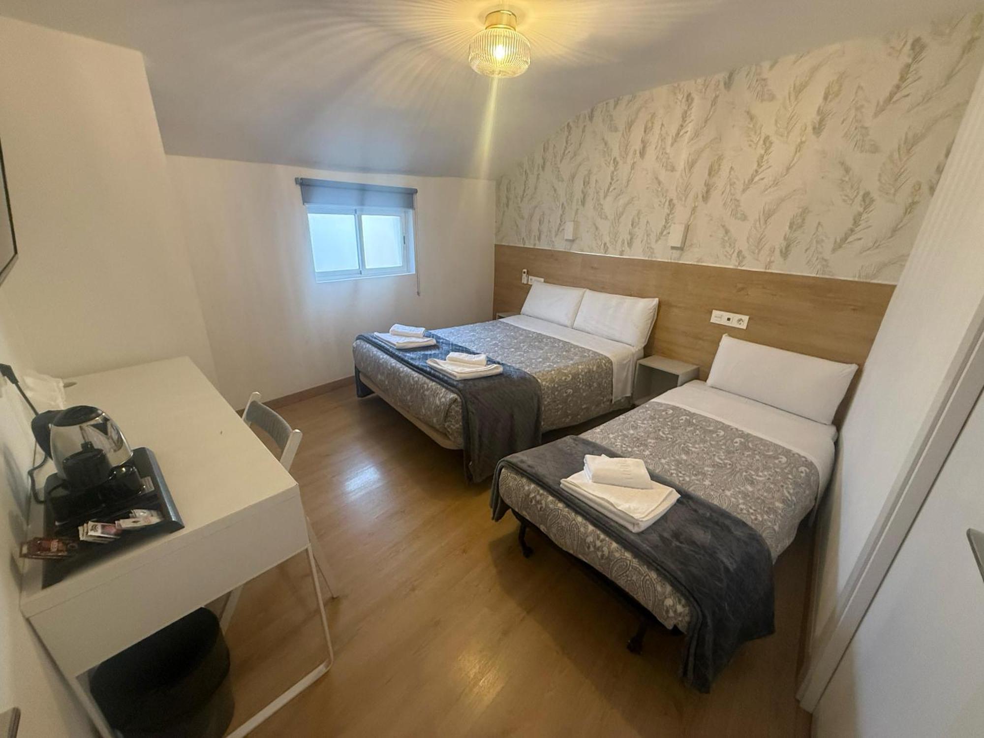 Hostal A Nuestra Senora De La Paloma — Foto 1